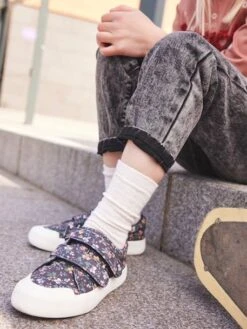 Baskets En Toile Scratchées Fille Noir Fleuris - Vertbaudet