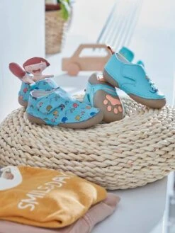 Chaussons Bébé Garçon En Toile Imprimée Bleu Imprimé Caravane - Vertbaudet 13 Chaussons Bébé Garçon En Toile Imprimée Bleu Imprimé Caravane - Vertbaudet -Pampero Boutique chaussons bebe garcon en toile imprimee 5